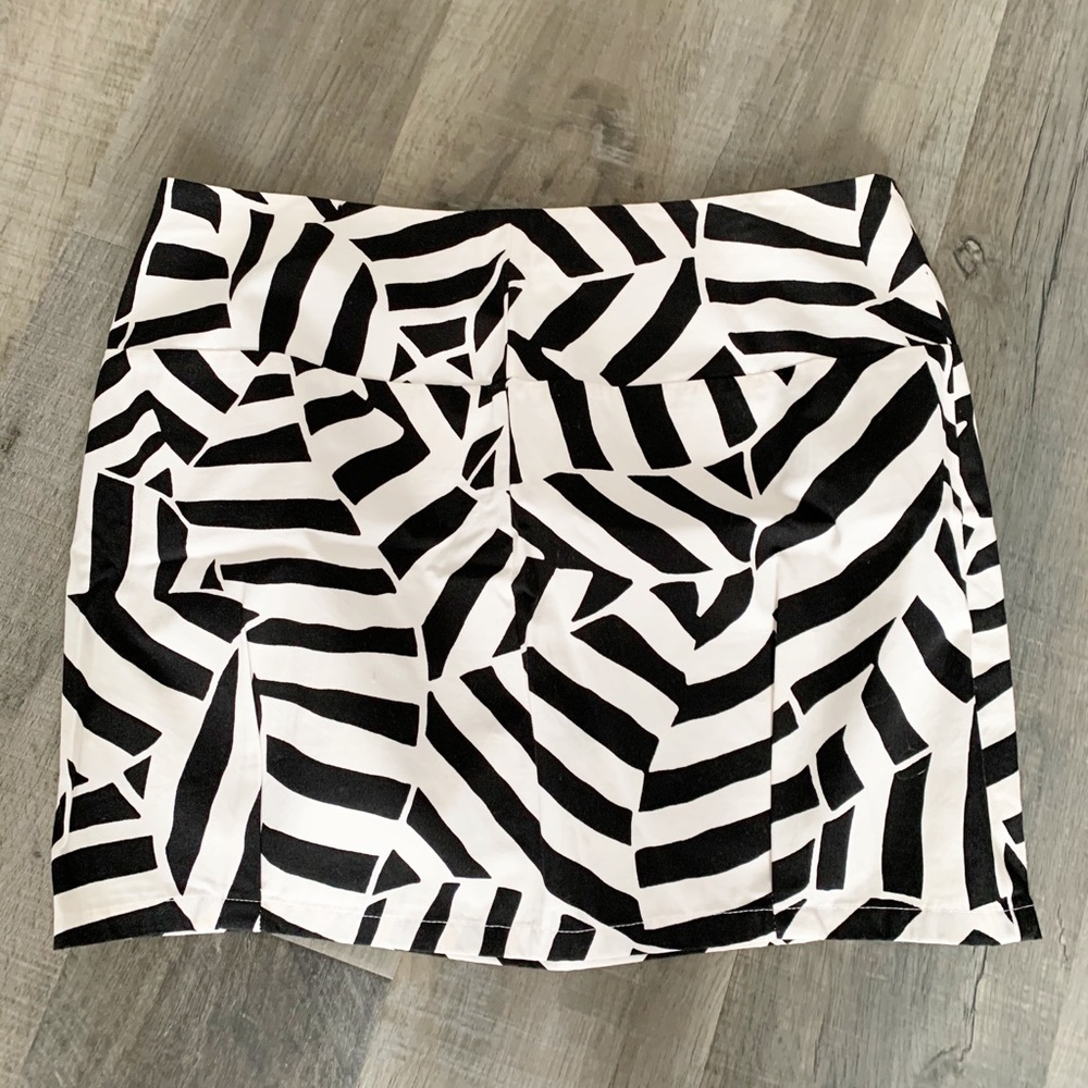 Cynthia Steffe Black & White Mini Skirt
